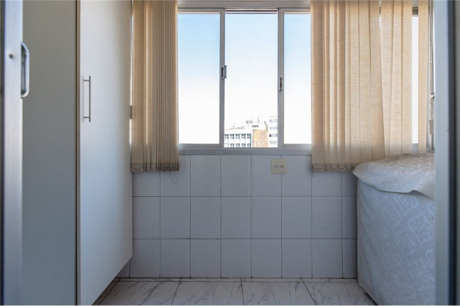 Imagem Imóvel com 2 Quartos à Venda, em Consolação - São Paulo Imagem Imóvel com 2 Quartos à Venda, em Consolação - São Paulo
