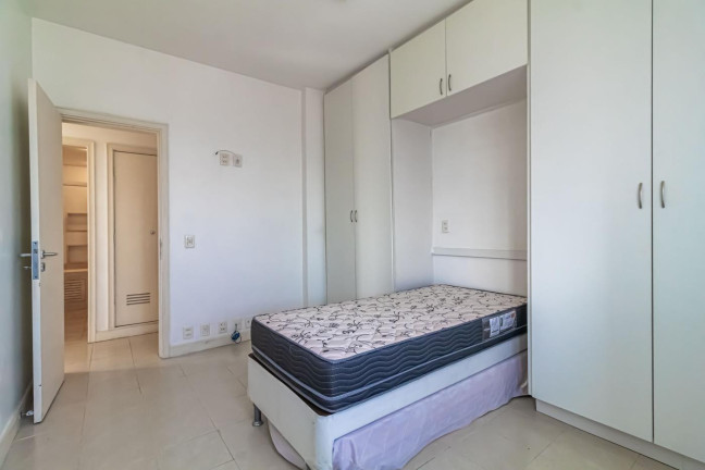 Imagem Apartamento com 3 Quartos à Venda, 107 m² em Barra Da Tijuca - Rio De Janeiro