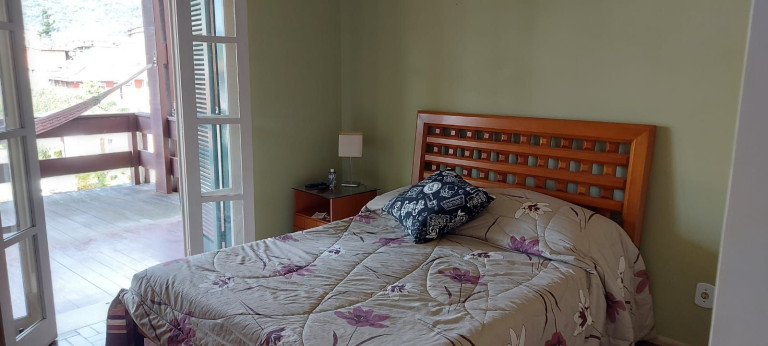 Imagem Casa com 4 Quartos à Venda, 250 m² em Alto - Teresópolis Imagem Casa com 4 Quartos à Venda, 250 m² em Alto - Teresópolis