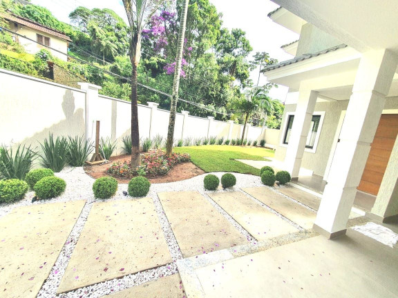 Imagem Casa com 3 Quartos à Venda, 168 m² em Comary - Teresópolis