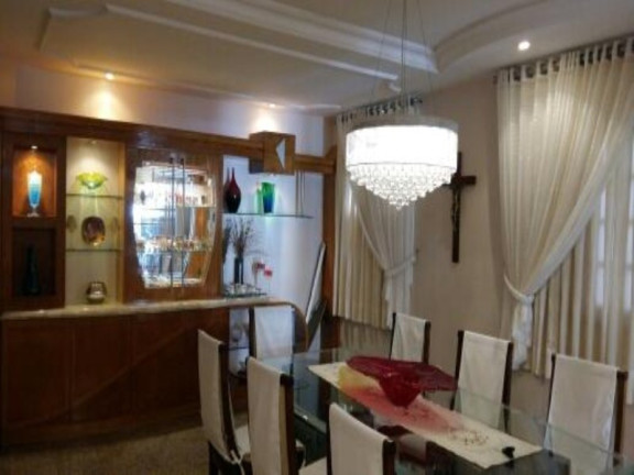 Imagem Imóvel com 4 Quartos à Venda, 490 m² em Engenheiro Luciano Cavalcante - Fortaleza Imagem Imóvel com 4 Quartos à Venda, 490 m² em Engenheiro Luciano Cavalcante - Fortaleza