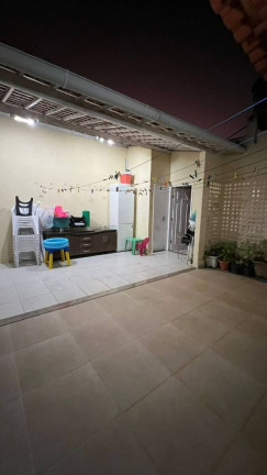 Imagem Casa com 4 Quartos à Venda, 223 m² em Farolândia - Aracaju Imagem Casa com 4 Quartos à Venda, 223 m² em Farolândia - Aracaju