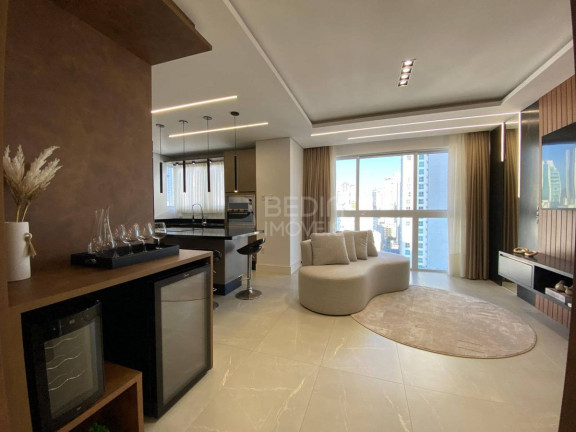 Imagem Apartamento com 3 Quartos à Venda, 144 m² em Centro - Balneário Camboriú Imagem Apartamento com 3 Quartos à Venda, 144 m² em Centro - Balneário Camboriú