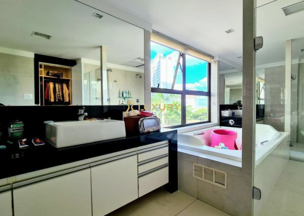Imagem Imóvel com 4 Quartos à Venda, 360 m² em Vila Da Serra - Nova Lima Imagem Imóvel com 4 Quartos à Venda, 360 m² em Vila Da Serra - Nova Lima