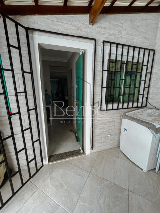 Imagem Casa com 3 Quartos à Venda, 105 m² em Santa Regina - Camboriú