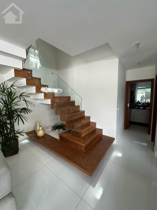Imagem Casa com 5 Quartos à Venda, 350 m² em Recreio Dos Bandeirantes - Rio De Janeiro