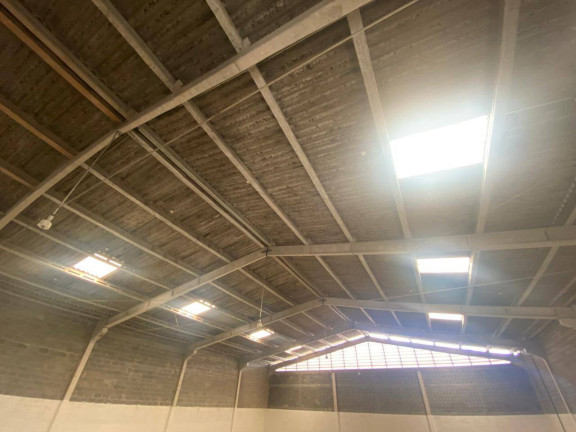 Imagem Galpão para Alugar, 630 m² em Jardim Santa Marta (fazendinha) - Santana De Parnaíba