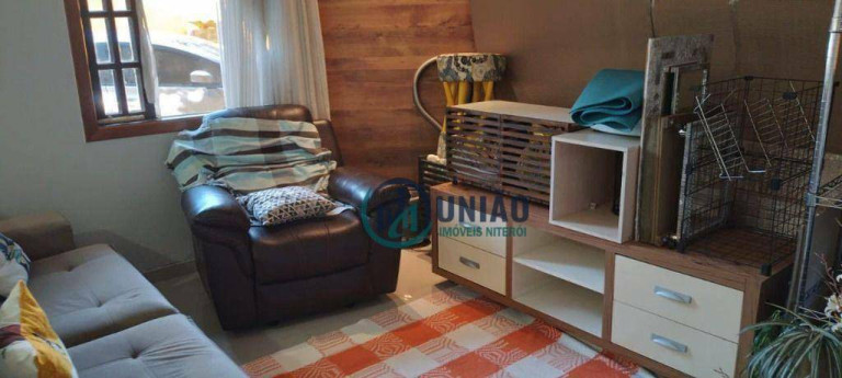 Imagem Casa com 3 Quartos à Venda, 150 m² em Serra Grande - Niterói Imagem Casa com 3 Quartos à Venda, 150 m² em Serra Grande - Niterói