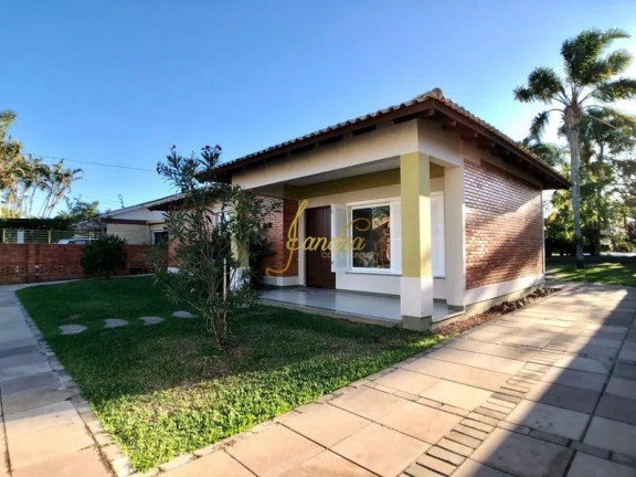 Imagem Casa com 3 Quartos à Venda, 330 m² em Atlantida - Xangri-la Imagem Casa com 3 Quartos à Venda, 330 m² em Atlantida - Xangri-la