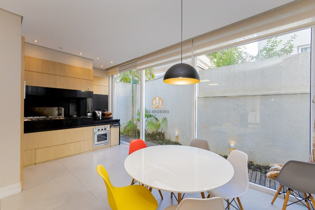 Imagem Imóvel com 4 Quartos à Venda, 450 m² em Tingui - Curitiba Imagem Imóvel com 4 Quartos à Venda, 450 m² em Tingui - Curitiba