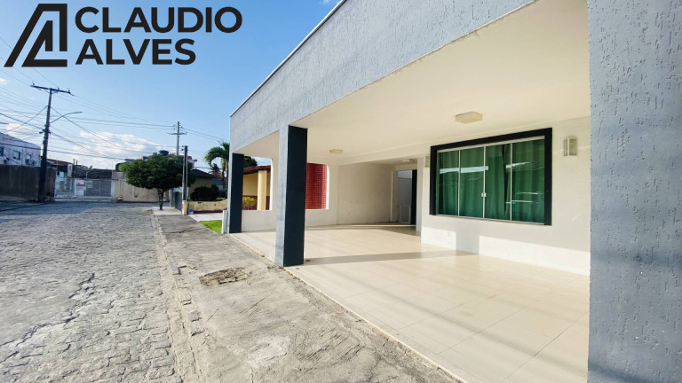 Imagem Casa de Condomínio com 3 Quartos à Venda, 300 m² em Tomba - Feira De Santana Imagem Casa de Condomínio com 3 Quartos à Venda, 300 m² em Tomba - Feira De Santana