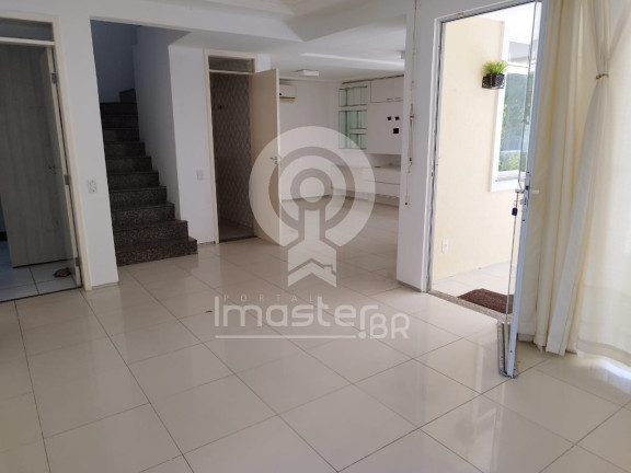 Imagem Sobrado com 4 Quartos à Venda, 160 m² em Lagoa Redonda - Fortaleza Imagem Sobrado com 4 Quartos à Venda, 160 m² em Lagoa Redonda - Fortaleza