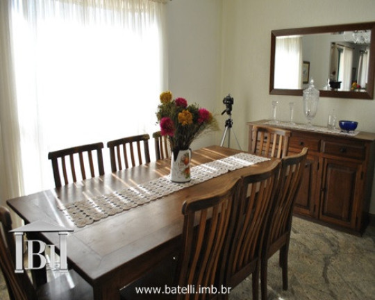 Imagem Casa com 4 Quartos à Venda, 352 m² em Tamboré - Santana De Parnaíba Imagem Casa com 4 Quartos à Venda, 352 m² em Tamboré - Santana De Parnaíba