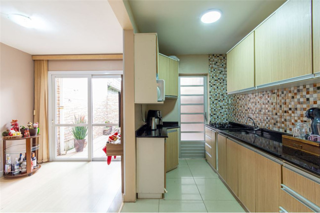 Imagem Casa com 3 Quartos à Venda, em Olaria - Canoas Imagem Casa com 3 Quartos à Venda, em Olaria - Canoas