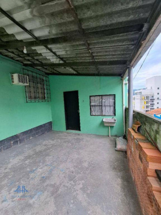 Imagem Casa com 6 Quartos à Venda, 250 m² em Trindade - Florianópolis Imagem Casa com 6 Quartos à Venda, 250 m² em Trindade - Florianópolis