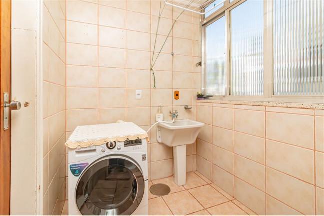 Imagem Imóvel com 2 Quartos à Venda, em Santana - Porto Alegre Imagem Imóvel com 2 Quartos à Venda, em Santana - Porto Alegre