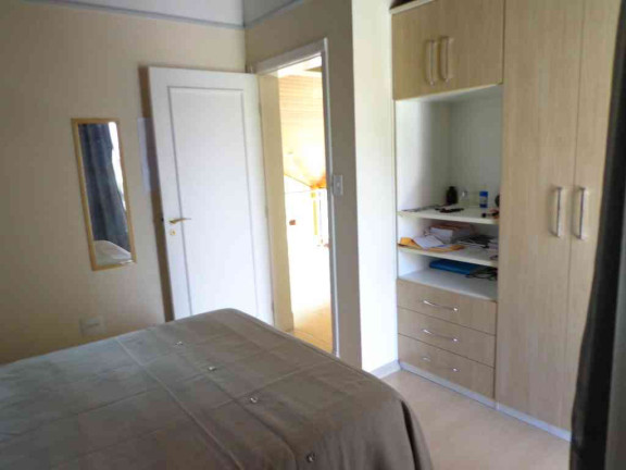Imagem Casa com 3 Quartos à Venda, 348 m² em Aruã - Mogi Das Cruzes Imagem Casa com 3 Quartos à Venda, 348 m² em Aruã - Mogi Das Cruzes