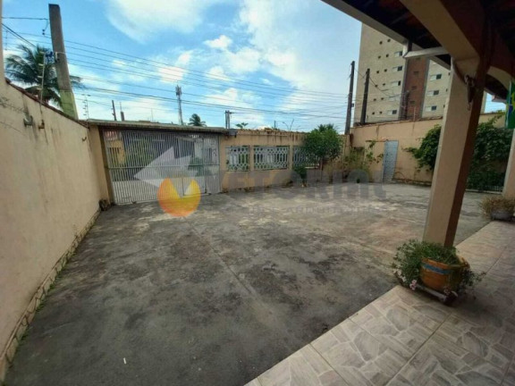 Imagem Casa com 3 Quartos à Venda, 165 m² Imagem Casa com 3 Quartos à Venda, 165 m²
