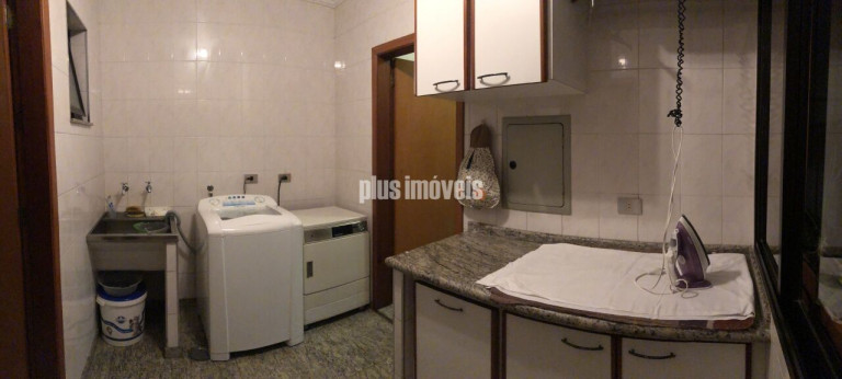 Imagem Casa com 4 Quartos à Venda, 235 m² em Vila Mariana - São Paulo Imagem Casa com 4 Quartos à Venda, 235 m² em Vila Mariana - São Paulo