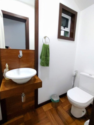 Imagem Casa com 4 Quartos à Venda, 285 m² em Várzea - Teresópolis Imagem Casa com 4 Quartos à Venda, 285 m² em Várzea - Teresópolis