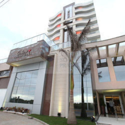 Imagem Apartamento com 3 Quartos à Venda, 227 m² Imagem Apartamento com 3 Quartos à Venda, 227 m²