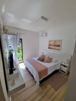 Imagem Casa com 6 Quartos à Venda, 500 m² em Frade (cunhambebe) - Angra Dos Reis Imagem Casa com 6 Quartos à Venda, 500 m² em Frade (cunhambebe) - Angra Dos Reis