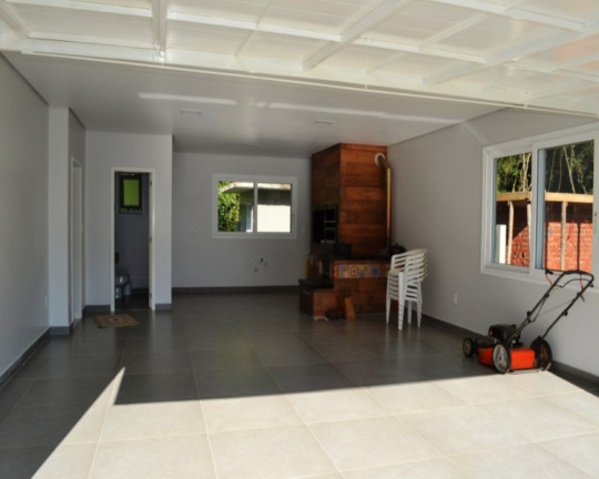 Imagem Imóvel com 3 Quartos à Venda, 255 m² em Centro - Picada Café Imagem Imóvel com 3 Quartos à Venda, 255 m² em Centro - Picada Café