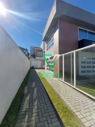 Imagem Sobrado com 3 Quartos à Venda, 124 m² em Uberaba - Curitiba Imagem Sobrado com 3 Quartos à Venda, 124 m² em Uberaba - Curitiba