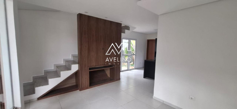 Imagem Sobrado com 2 Quartos para Alugar, 10 m² em Centro - Campo Grande Imagem Sobrado com 2 Quartos para Alugar, 10 m² em Centro - Campo Grande