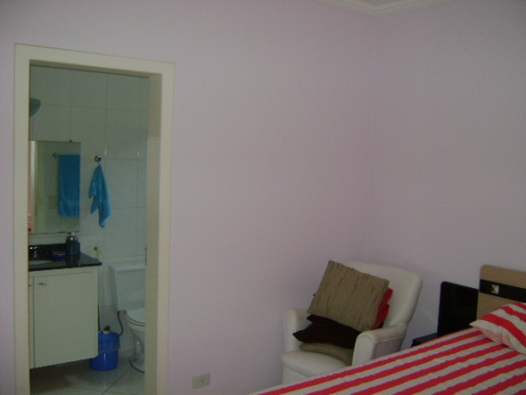Imagem Casa com 3 Quartos à Venda, 1.200 m² em Portaria 24 Horas! - Mairiporã