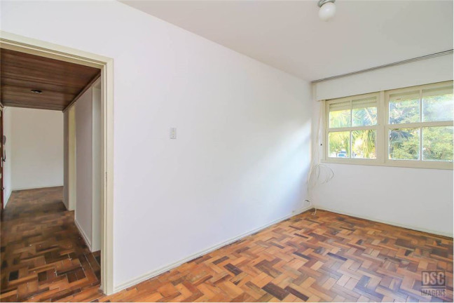 Imagem Imóvel com 2 Quartos à Venda, em Santo Antônio - Porto Alegre Imagem Imóvel com 2 Quartos à Venda, em Santo Antônio - Porto Alegre