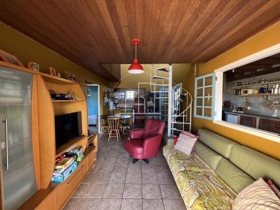 Imagem Casa com 3 Quartos à Venda, 150 m² em São João Do Rio Vermelho - Florianópolis
