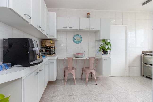 Imagem Imóvel com 3 Quartos à Venda, 135 m² em Moema - São Paulo Imagem Imóvel com 3 Quartos à Venda, 135 m² em Moema - São Paulo
