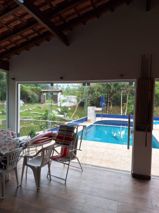 Imagem Chácara com 5 Quartos à Venda, 180 m² em Pedro De Toledo Imagem Chácara com 5 Quartos à Venda, 180 m² em Pedro De Toledo