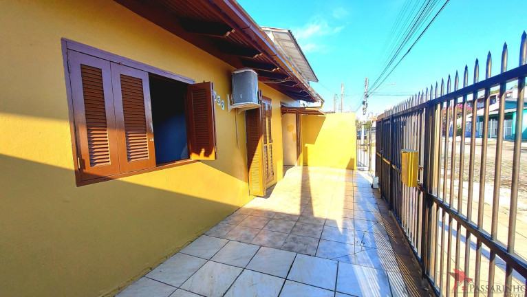 Imagem Casa com 6 Quartos à Venda, 220 m² em Getúlio Vargas - Torres Imagem Casa com 6 Quartos à Venda, 220 m² em Getúlio Vargas - Torres