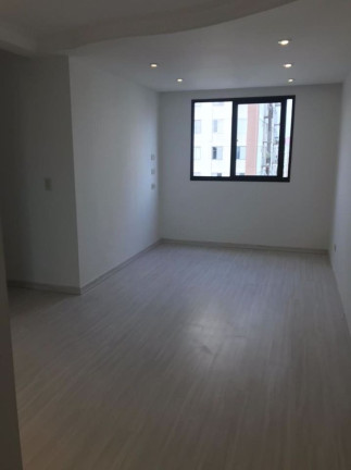 Imagem Apartamento com 3 Quartos à Venda, 73 m² em Vila Campestre - São Paulo