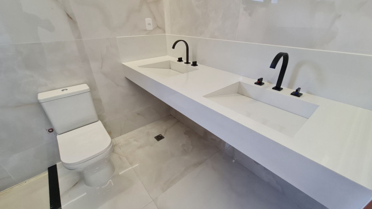 Imagem Casa com 3 Quartos à Venda, 260 m² em Recanto Dos Eucaliptos - São José Dos Campos Imagem Casa com 3 Quartos à Venda, 260 m² em Recanto Dos Eucaliptos - São José Dos Campos
