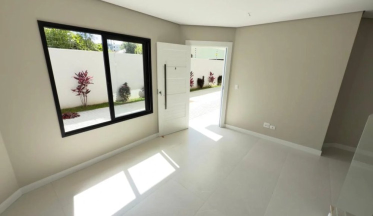 Imagem Sobrado com 3 Quartos à Venda, 160 m² em Portão - Curitiba Imagem Sobrado com 3 Quartos à Venda, 160 m² em Portão - Curitiba