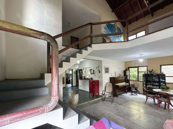 Imagem Casa com 4 Quartos à Venda, 303 m² em Vila Diva - Carapicuíba Imagem Casa com 4 Quartos à Venda, 303 m² em Vila Diva - Carapicuíba