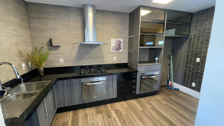 Imagem Casa com 3 Quartos para Alugar, 473 m² em São Paulo Imagem Casa com 3 Quartos para Alugar, 473 m² em São Paulo