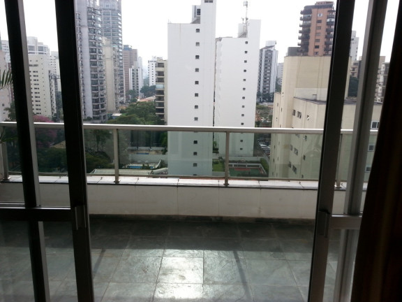 Imagem Imóvel com 4 Quartos à Venda, 220 m² em Moema - São Paulo Imagem Imóvel com 4 Quartos à Venda, 220 m² em Moema - São Paulo