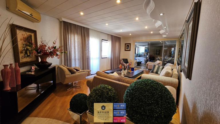 Imagem Apartamento com 4 Quartos à Venda, 384 m² em Centro - Foz Do Iguaçu