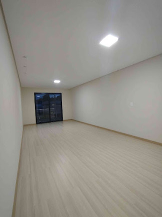 Imagem Sobrado com 3 Quartos à Venda, 168 m² em Lagoa - Irati Imagem Sobrado com 3 Quartos à Venda, 168 m² em Lagoa - Irati