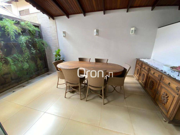 Imagem Sobrado com 3 Quartos à Venda, 201 m² em Jardim América - Goiânia Imagem Sobrado com 3 Quartos à Venda, 201 m² em Jardim América - Goiânia