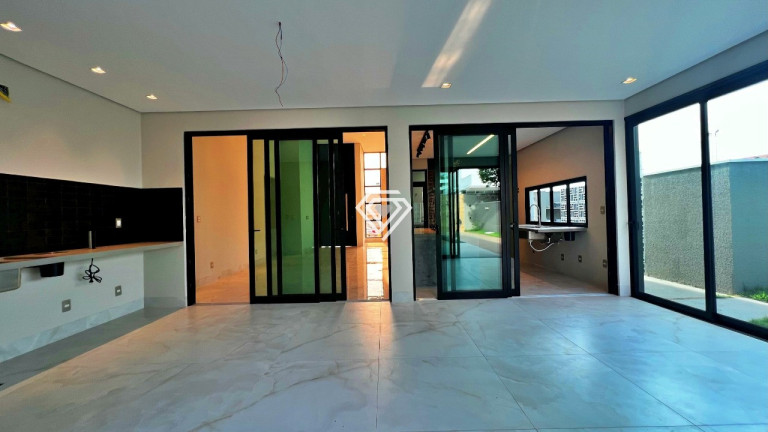 Imagem Casa de Condomínio com 3 Quartos à Venda, 240 m² em Loteamento Caribe - Palmas Imagem Casa de Condomínio com 3 Quartos à Venda, 240 m² em Loteamento Caribe - Palmas