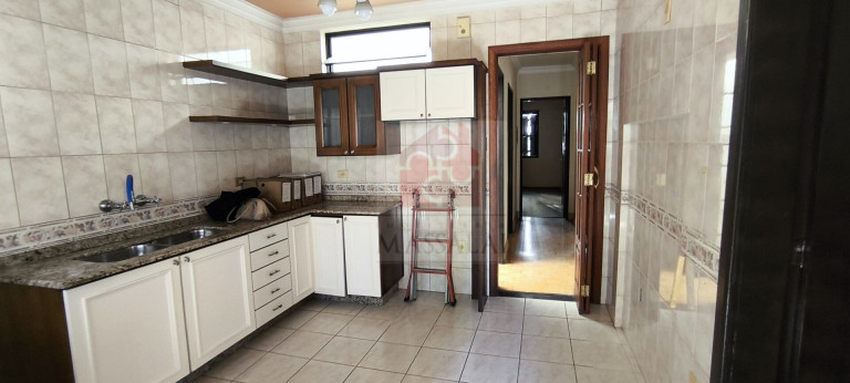 Imagem Casa com 3 Quartos à Venda, 141 m² em Camaquã - Porto Alegre Imagem Casa com 3 Quartos à Venda, 141 m² em Camaquã - Porto Alegre