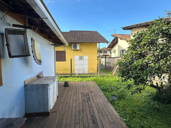 Imagem Casa com 3 Quartos à Venda, 100 m² em Salinas - Balneário Barra Do Sul Imagem Casa com 3 Quartos à Venda, 100 m² em Salinas - Balneário Barra Do Sul
