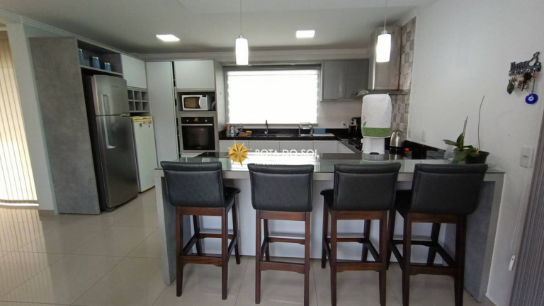 Imagem Casa com 3 Quartos à Venda, 166 m² em Bombas - Bombinhas Imagem Casa com 3 Quartos à Venda, 166 m² em Bombas - Bombinhas