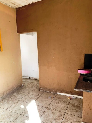 Imagem Casa com 2 Quartos à Venda, 70 m² em Laerte Assunção - Pindamonhangaba Imagem Casa com 2 Quartos à Venda, 70 m² em Laerte Assunção - Pindamonhangaba