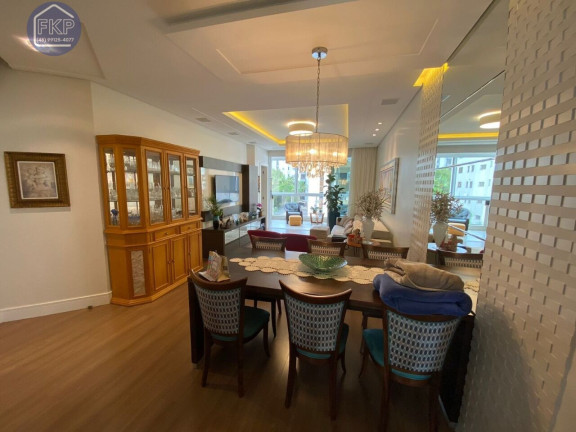 Imagem Apartamento com 4 Quartos à Venda, 132 m² em Centro - Florianópolis